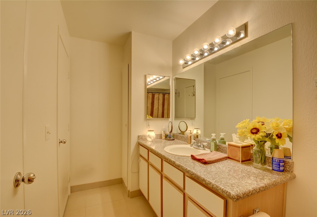2300 East Silverado Ranch Boulevard 2111 Property Photo 26