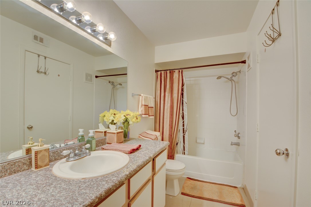 2300 East Silverado Ranch Boulevard 2111 Property Photo 35