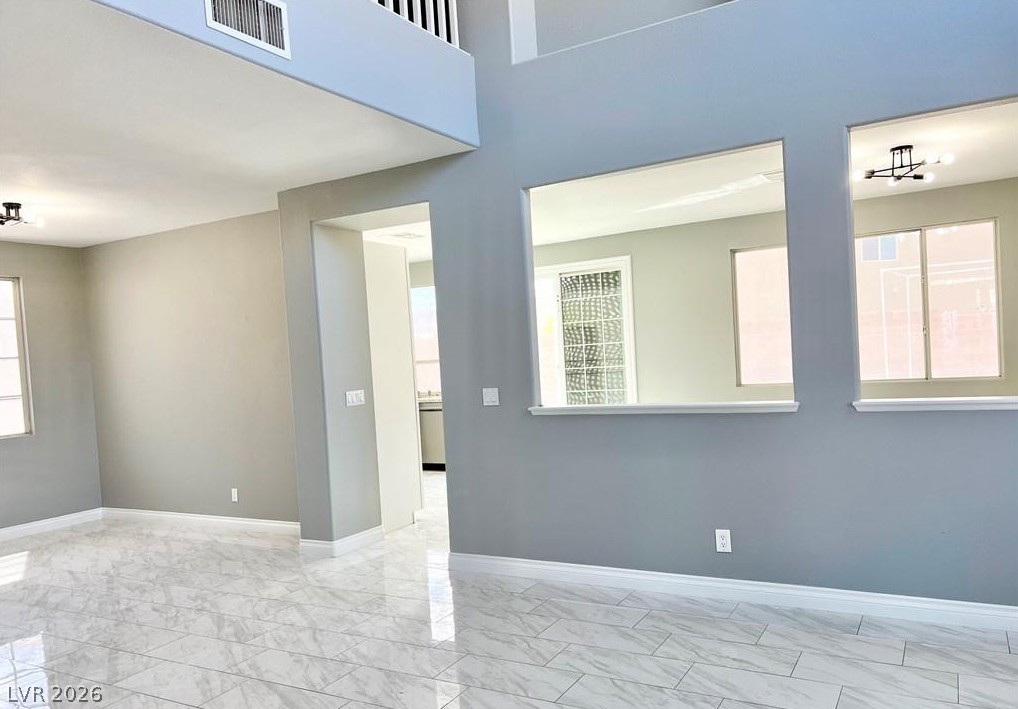 5541 Crestlock Drive Property Photo 8