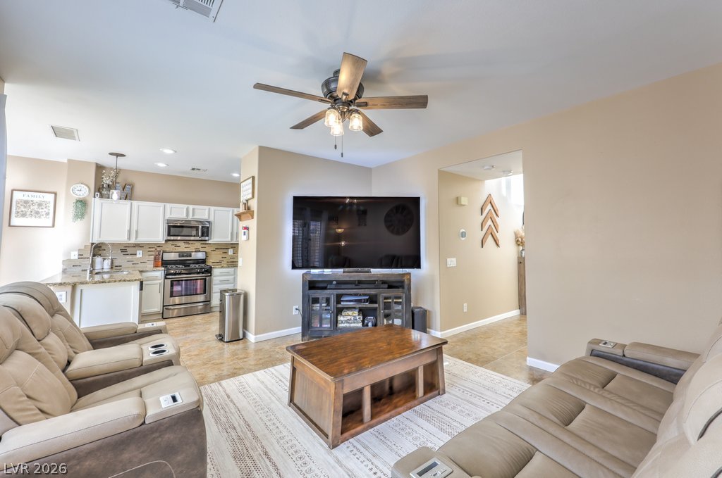 7137 River Meadows Avenue Property Photo 10
