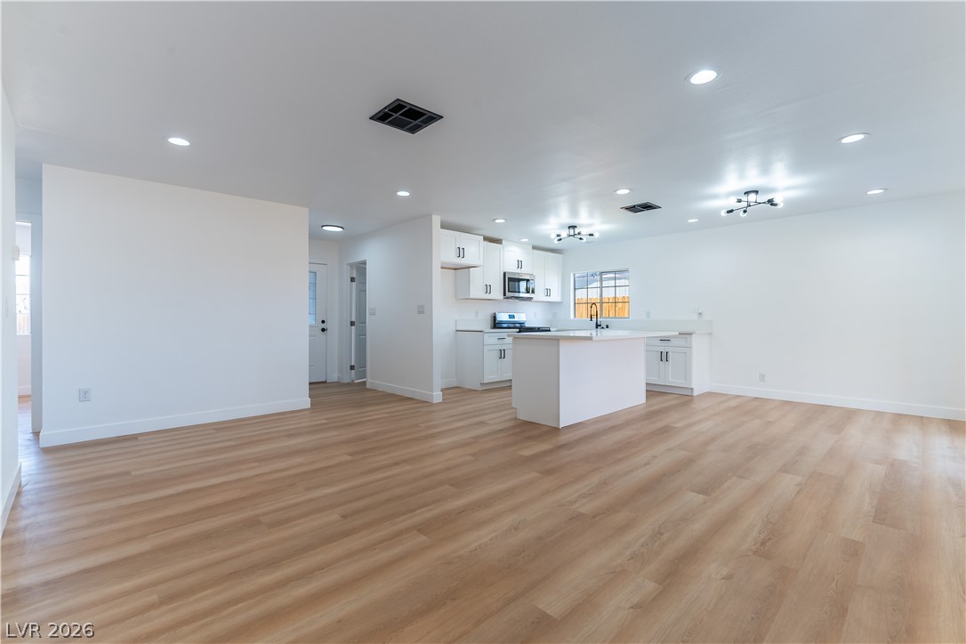 34 Del Amo Drive Property Photo 6