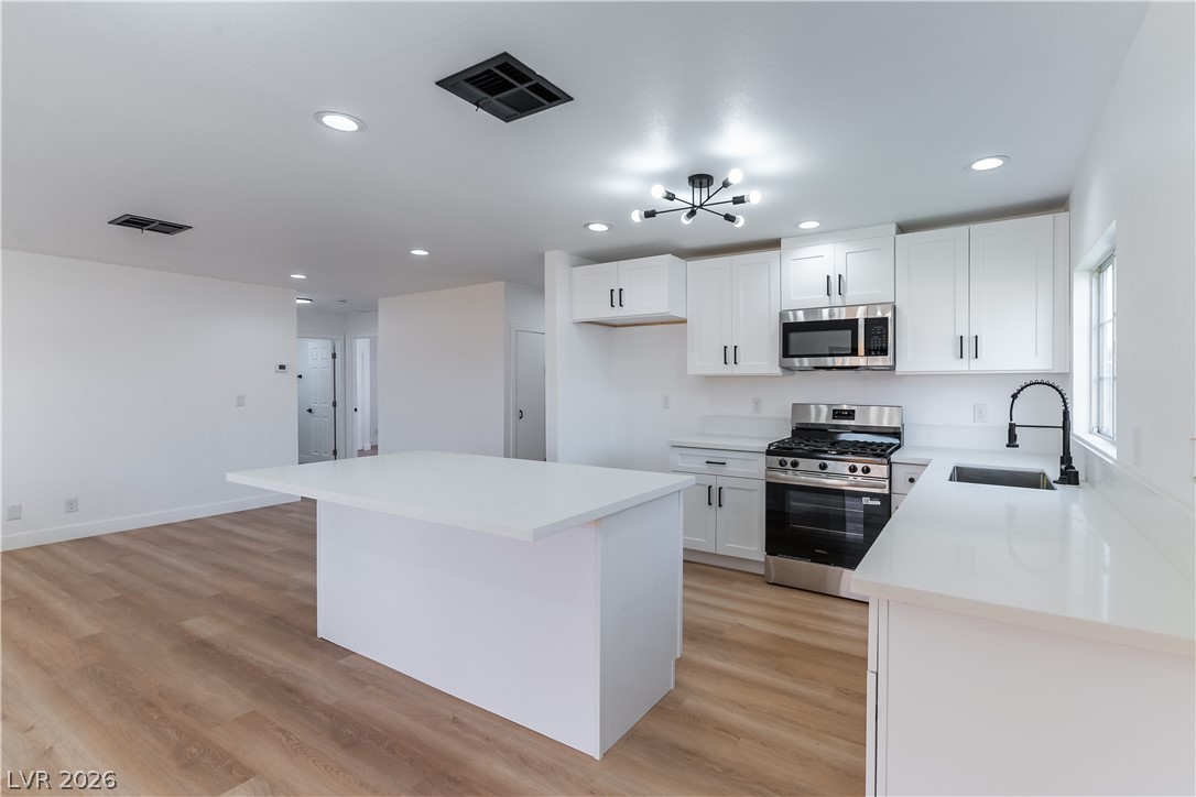 34 Del Amo Drive Property Photo 8