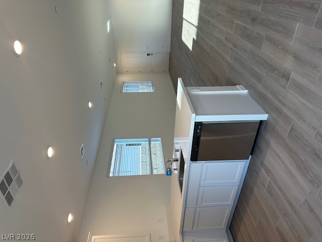 9733 Redwood Cascade Street Property Photo 2