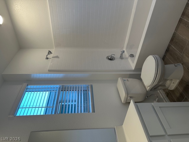 9733 Redwood Cascade Street Property Photo 12