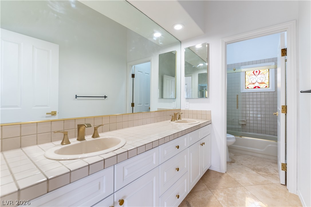 2208 Bay Hill Drive Property Photo 22