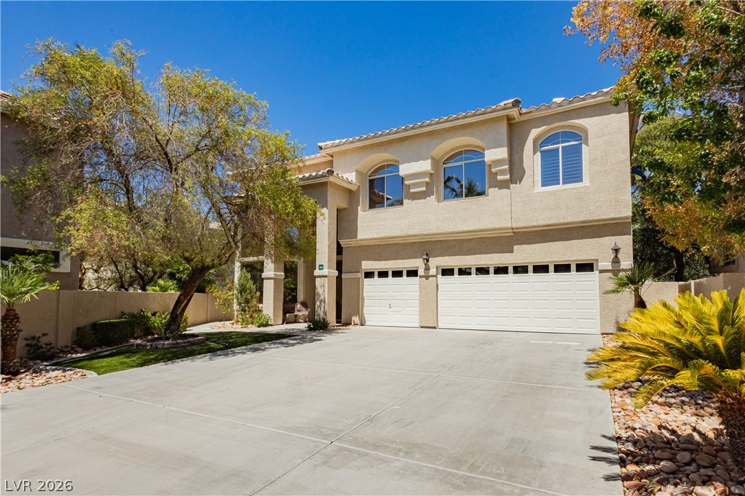118 Serramonte Court Property Photo 1
