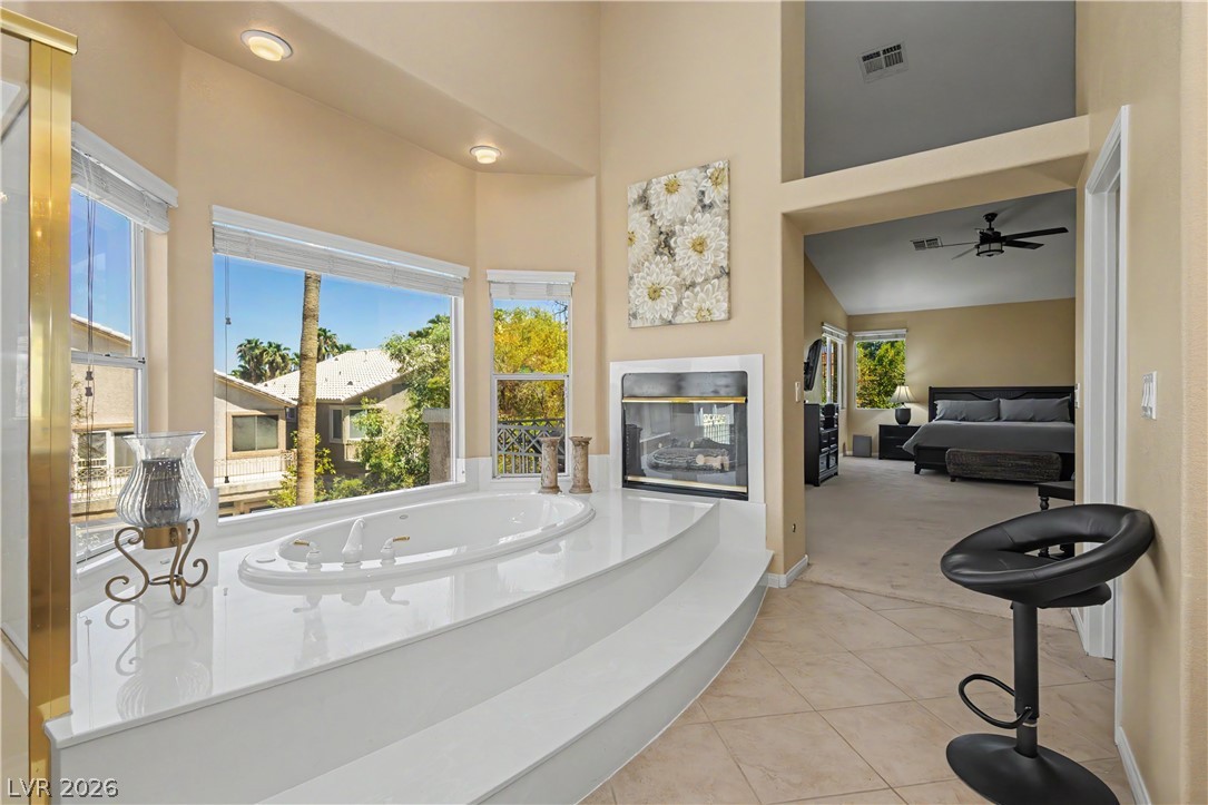 118 Serramonte Court Property Photo 10