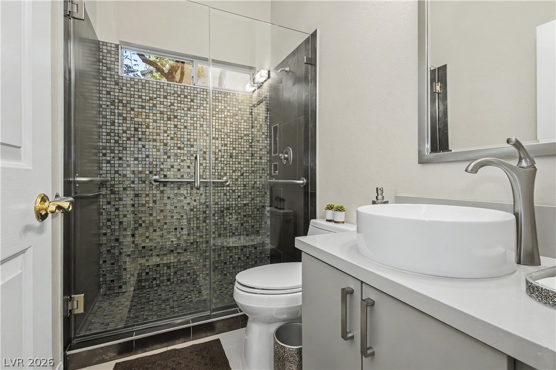 118 Serramonte Court Property Photo 13