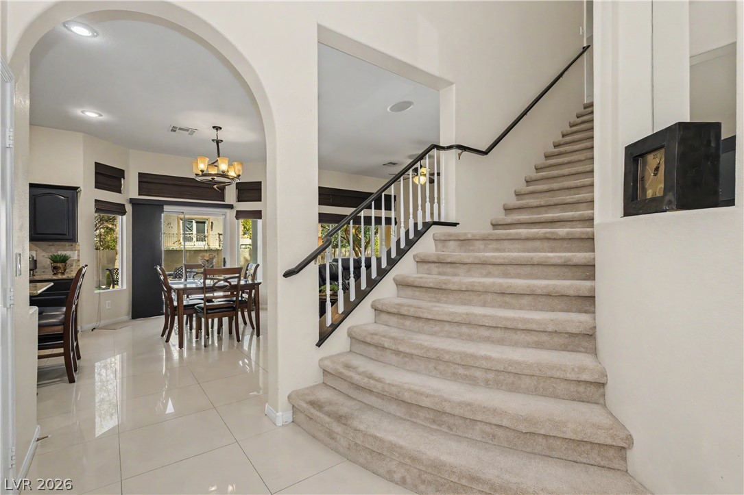 118 Serramonte Court Property Photo 25