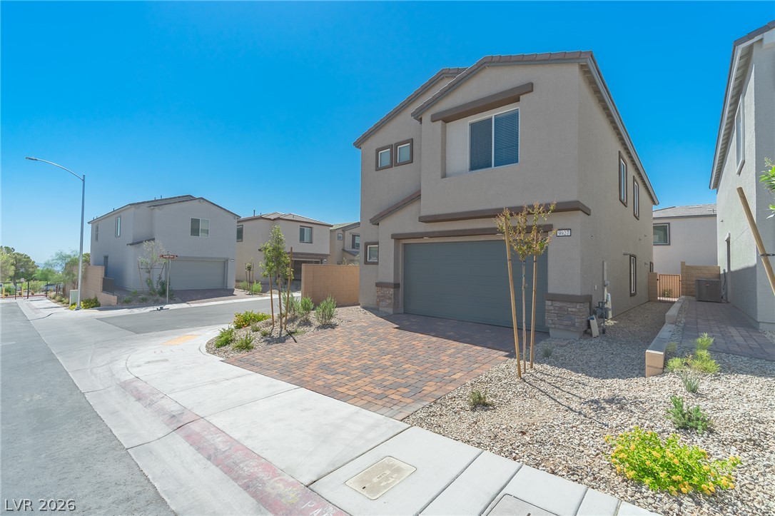 9927 Kimura Hills Avenue Property Photo 2