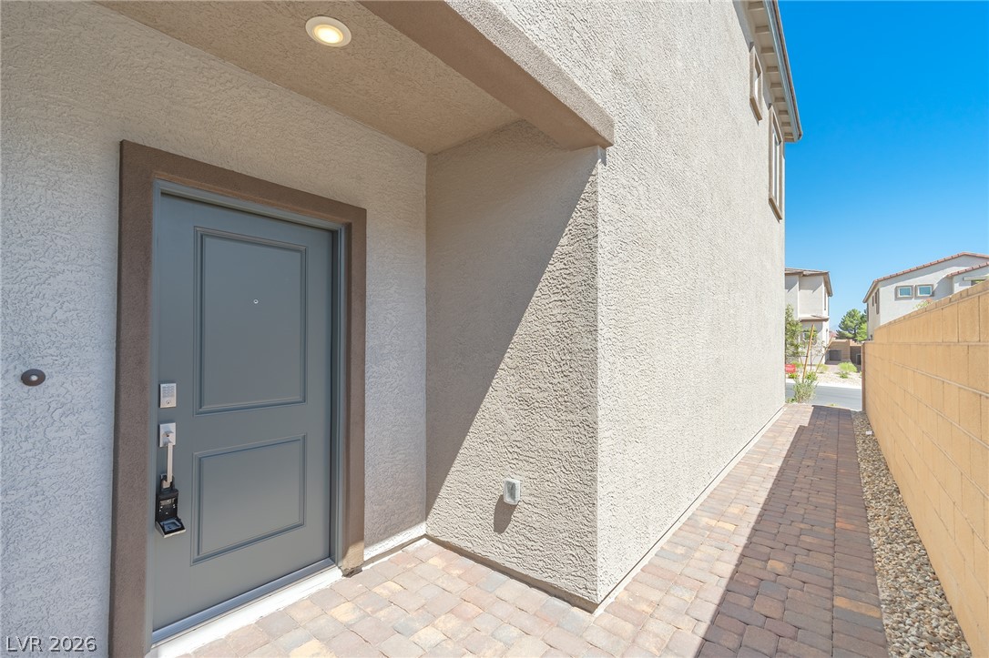 9927 Kimura Hills Avenue Property Photo 4