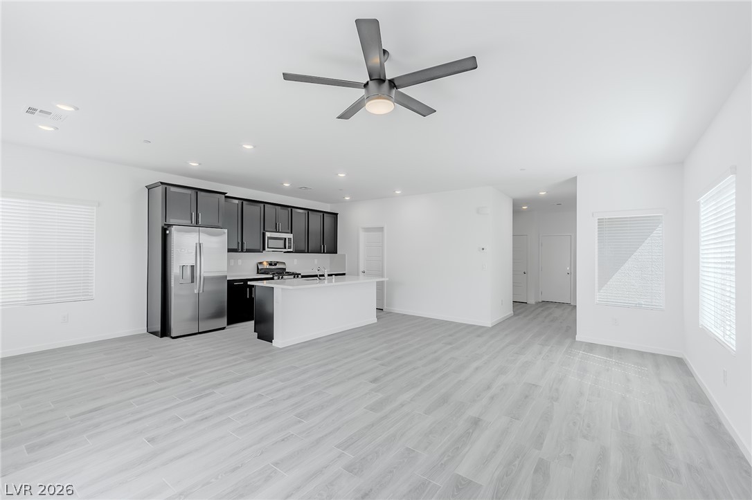 9927 Kimura Hills Avenue Property Photo 10