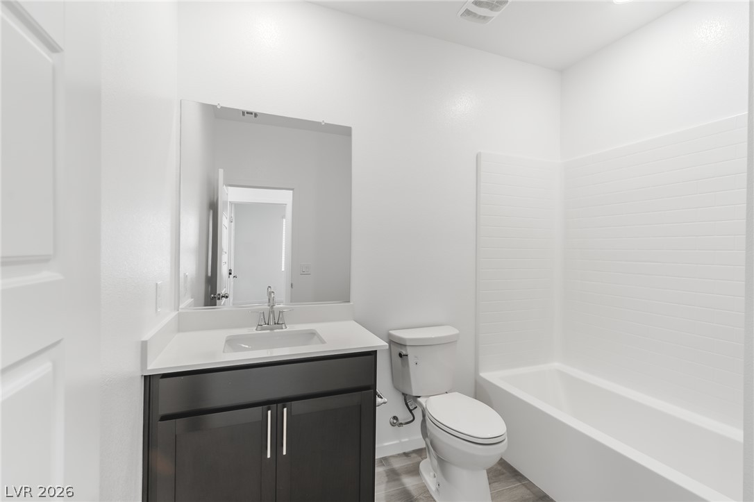 9927 Kimura Hills Avenue Property Photo 22
