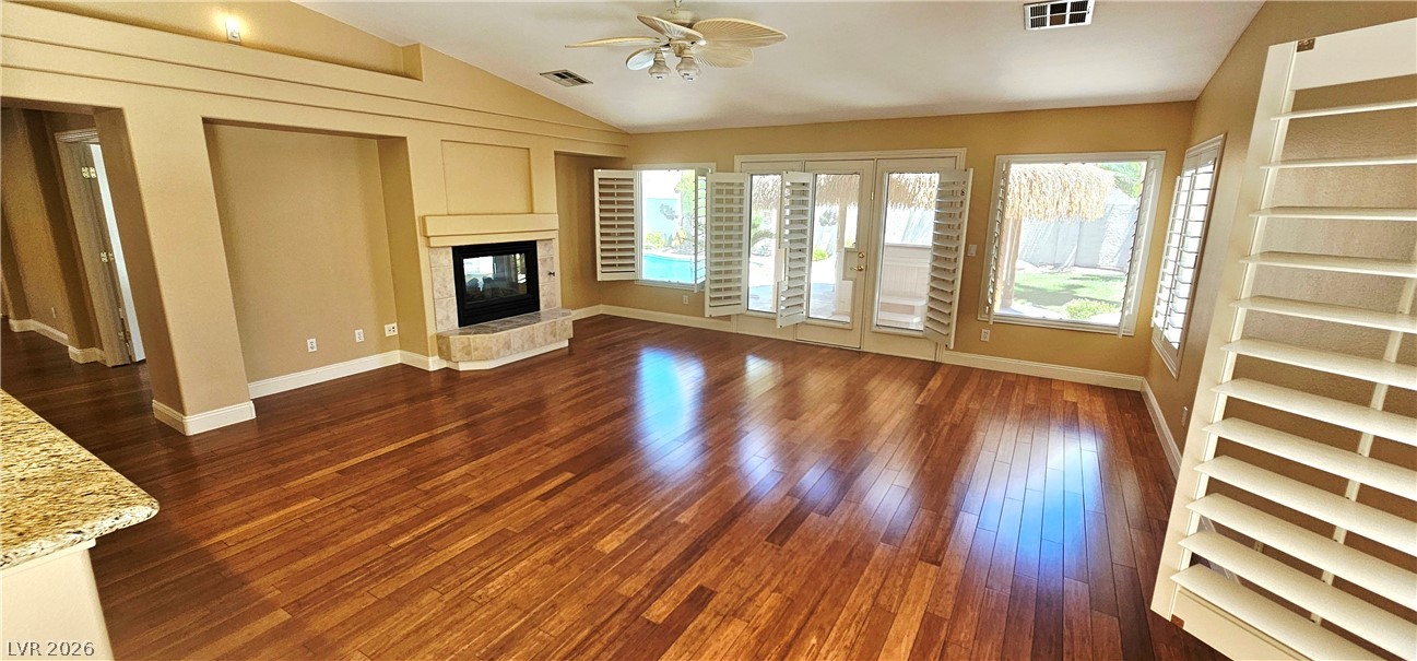 9158 Amber Waves Street Property Photo 14