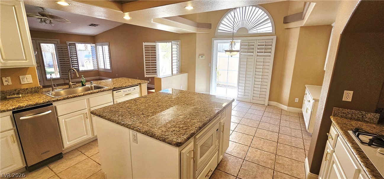 9158 Amber Waves Street Property Photo 19