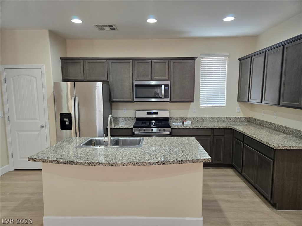2715 Hammetts Landing Walk Property Photo 6