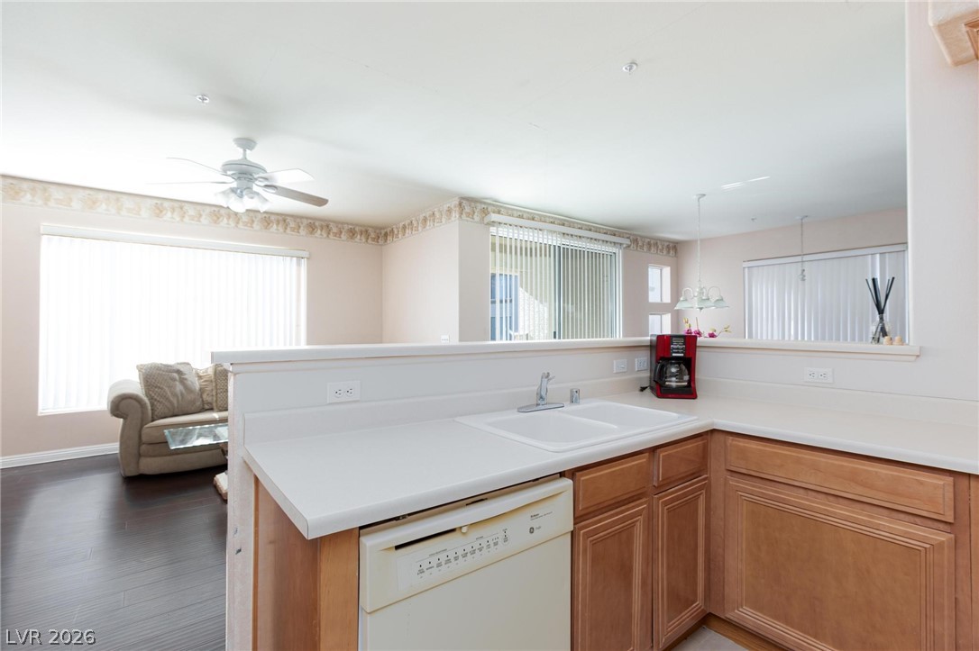 7185 South Durango Drive 201 Property Photo 11