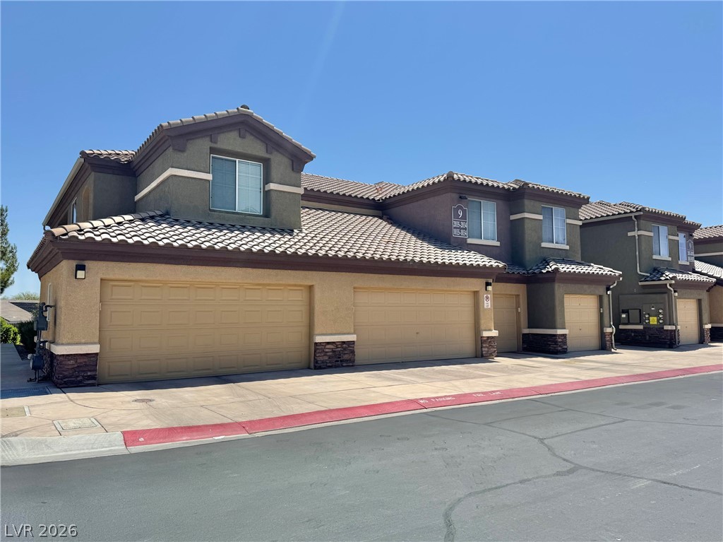 6868 Sky Pointe Drive 1035 Property Photo 1