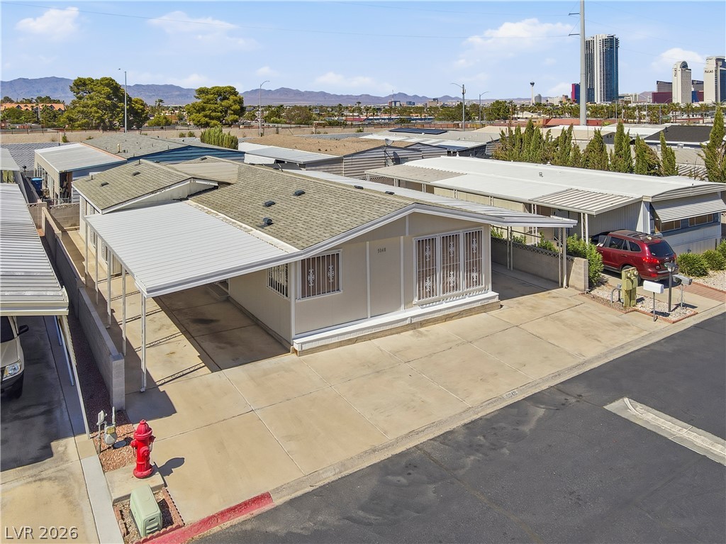 5048 Royal Avenue Property Photo 3