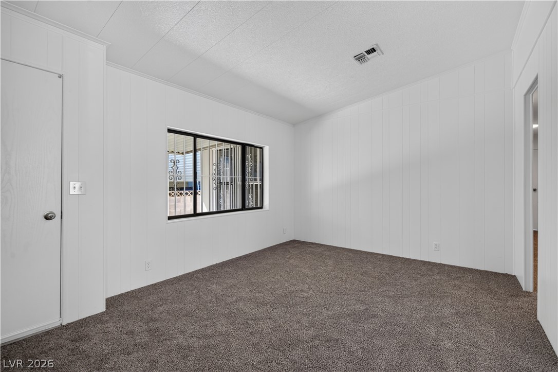 5048 Royal Avenue Property Photo 12