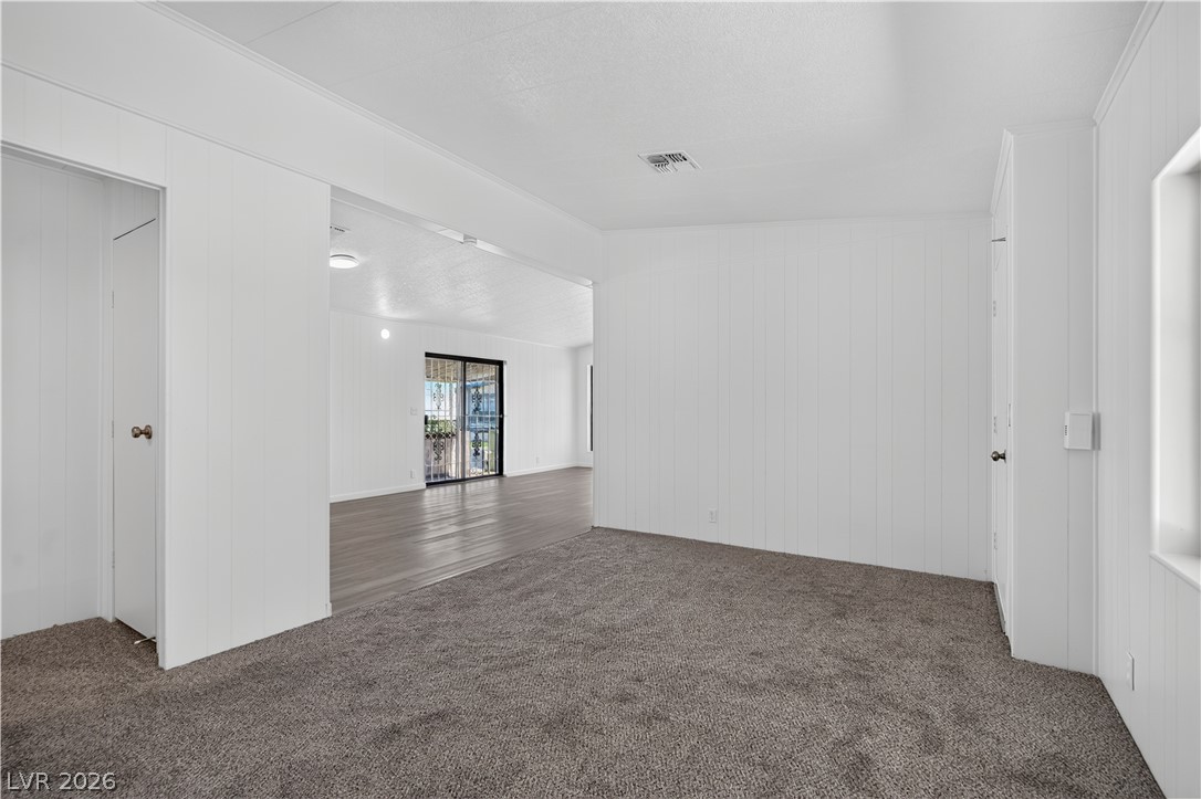 5048 Royal Avenue Property Photo 14