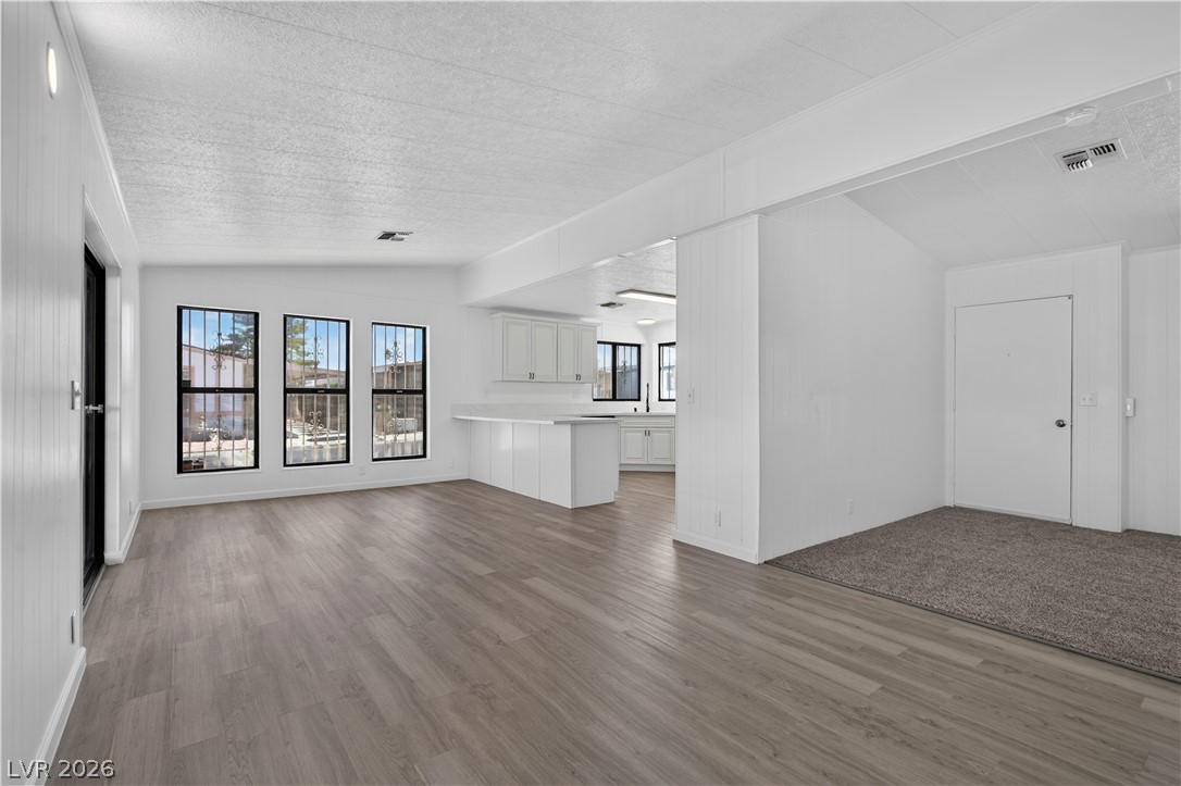 5048 Royal Avenue Property Photo 17