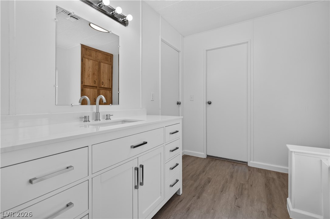 5048 Royal Avenue Property Photo 39