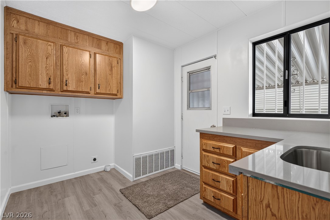 5048 Royal Avenue Property Photo 49