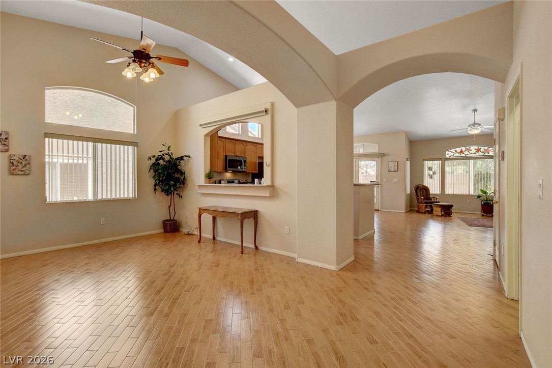 5090 Shadow River Street Property Photo 4