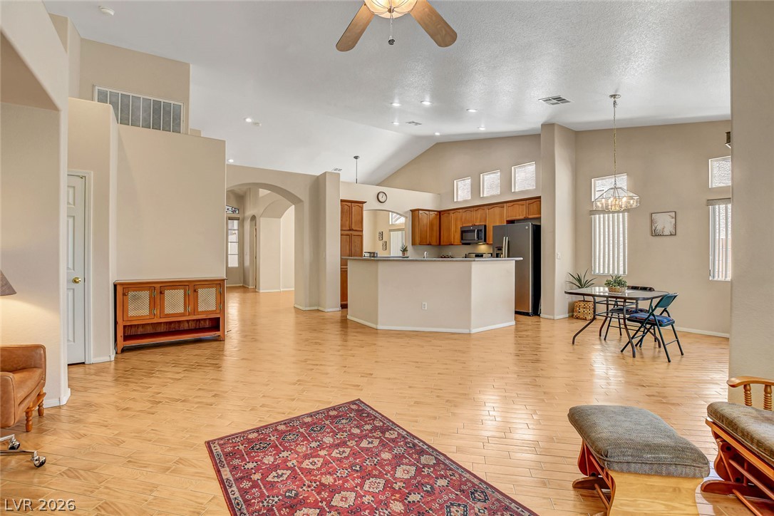 5090 Shadow River Street Property Photo 7