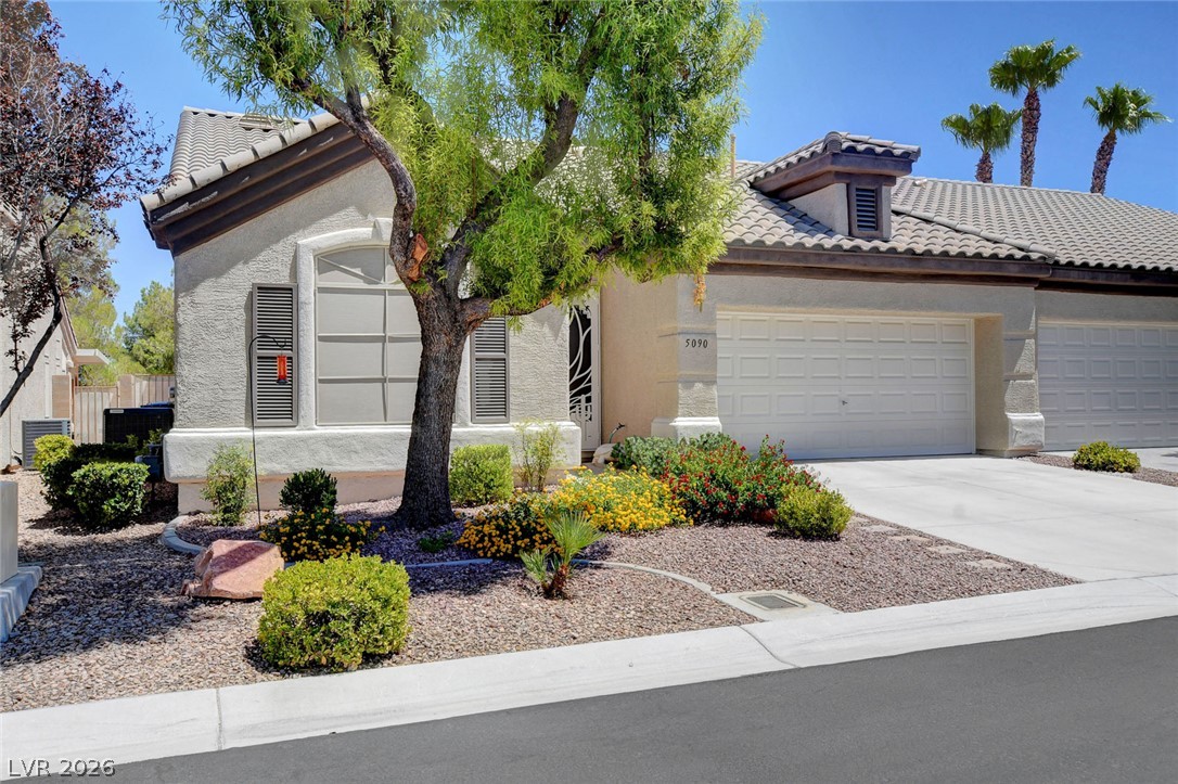 5090 Shadow River Street Property Photo 40