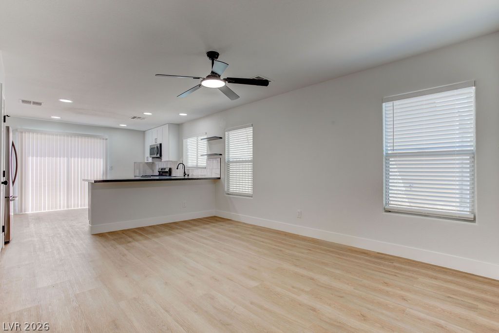 8765 First Lady Avenue Property Photo 2