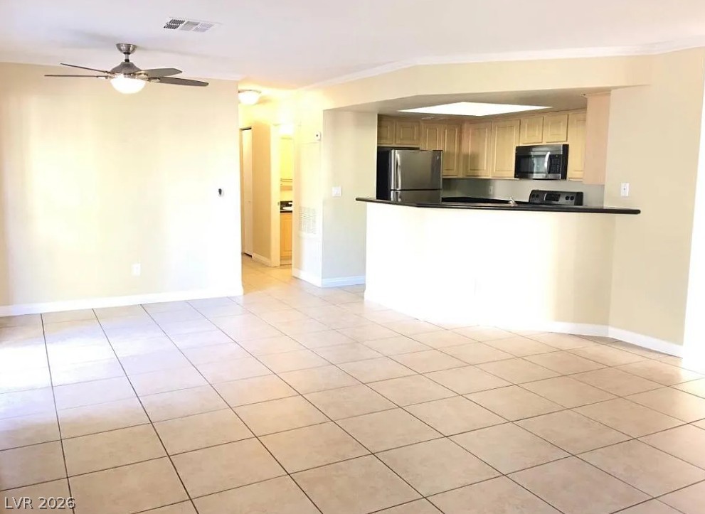 8600 Charleston Boulevard 1171 Property Photo 4