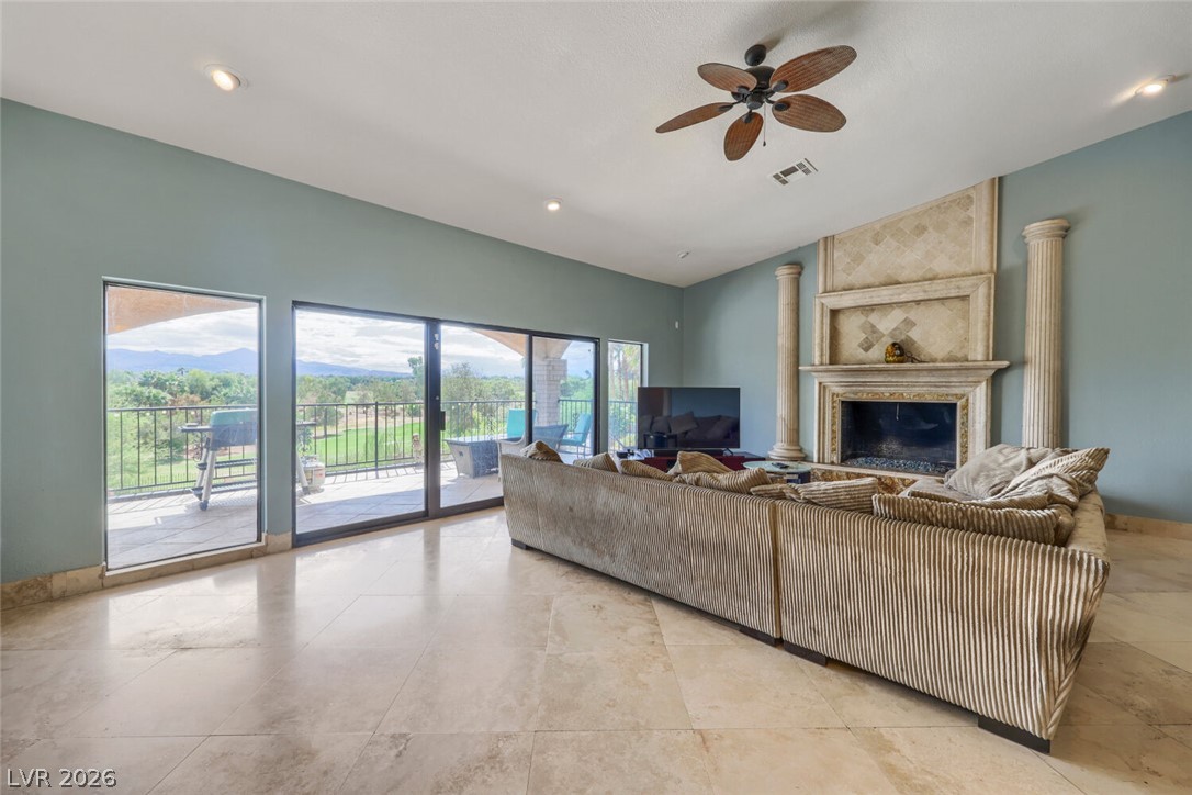 2817 La Mesa Drive Property Photo 21