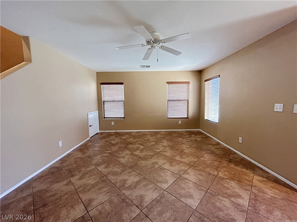 742 Iron Bridge Street Property Photo 4