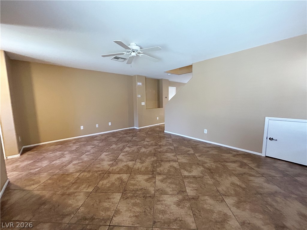 742 Iron Bridge Street Property Photo 6