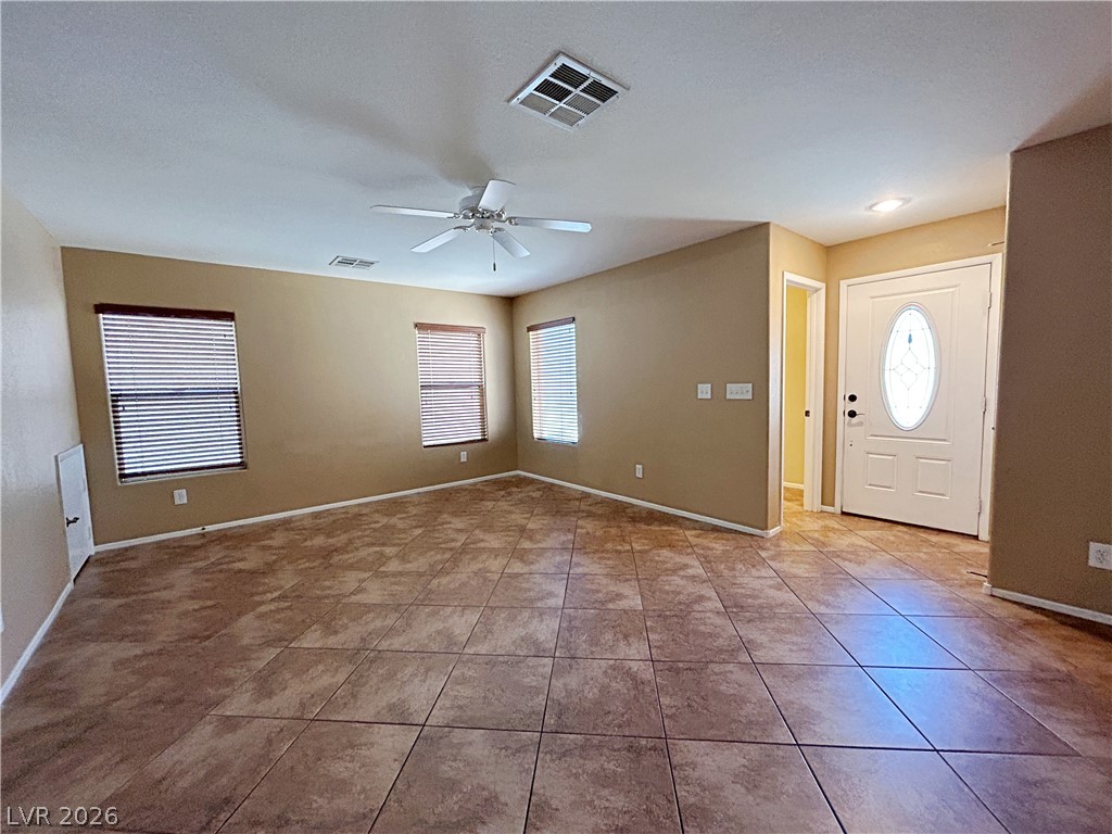 742 Iron Bridge Street Property Photo 7