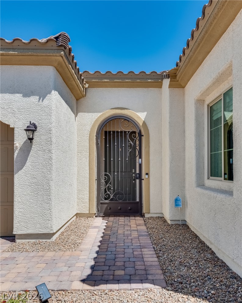 5796 Yellow Ridge Avenue Property Photo 4