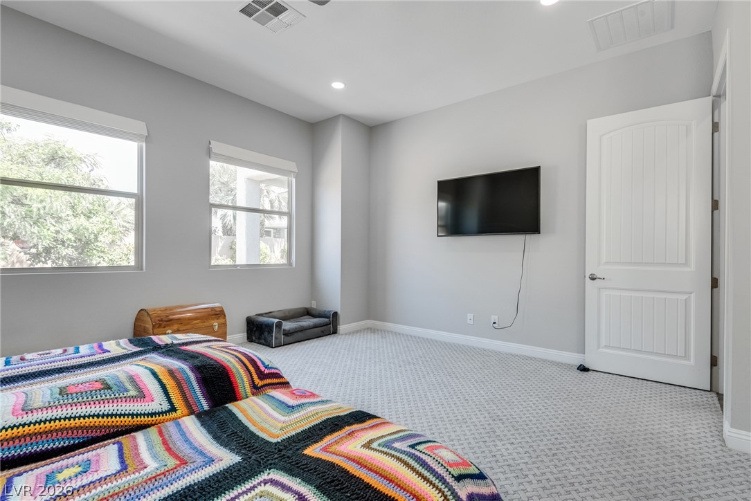 5796 Yellow Ridge Avenue Property Photo 28