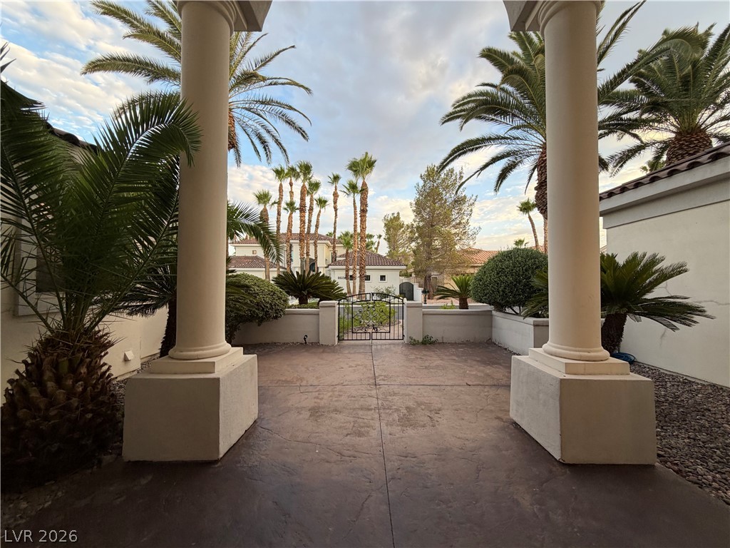 8604 Titleist Circle Property Photo 4