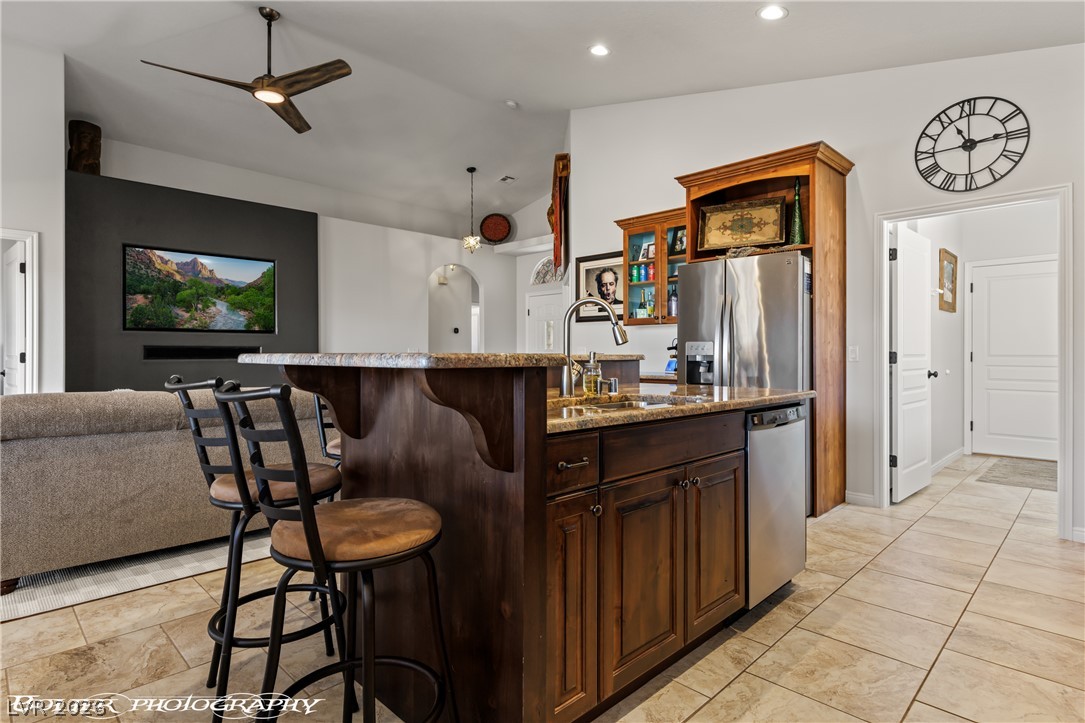 563 Fairways Drive Property Photo 15