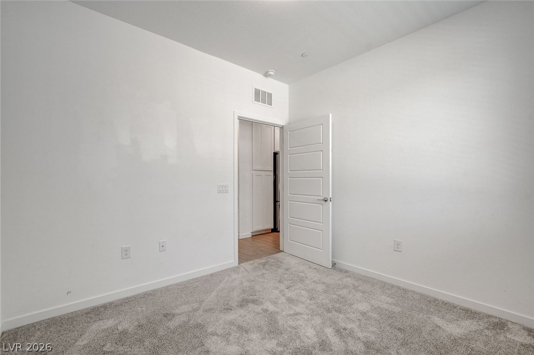 5730 Sky Pointe Drive 190 Property Photo 17