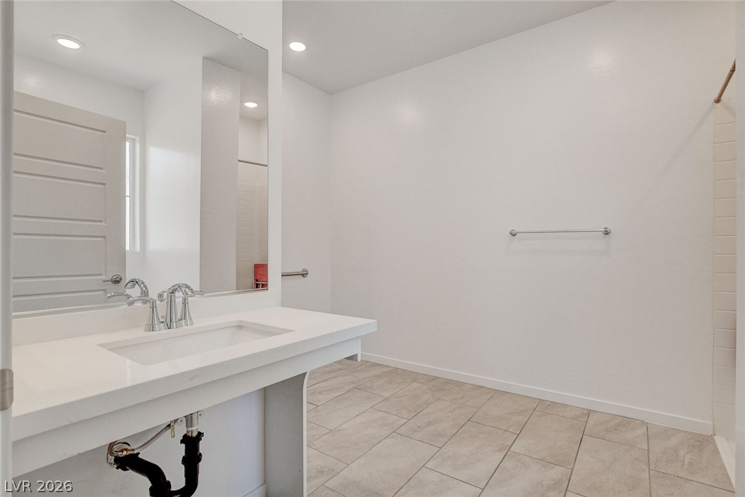5730 Sky Pointe Drive 190 Property Photo 34