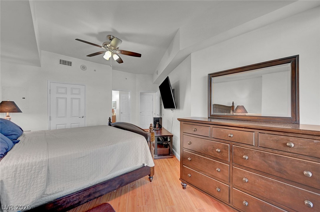 200 West Sahara Avenue 811 Property Photo 20