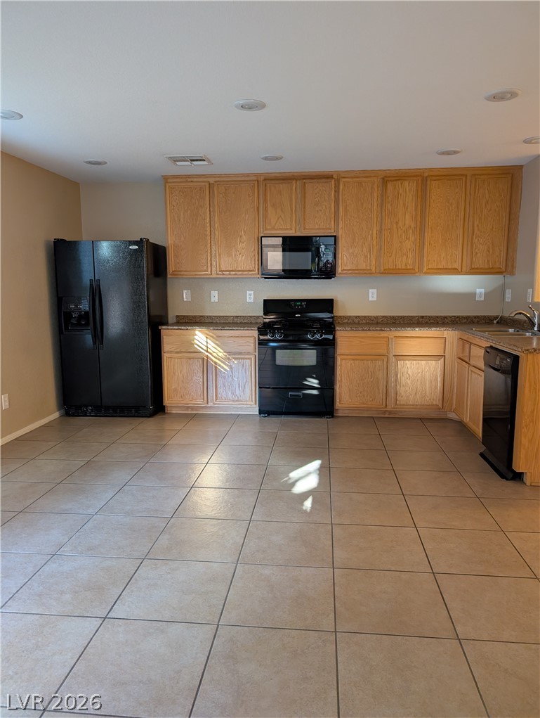 10734 South Old Ironsides Avenue Property Photo 6