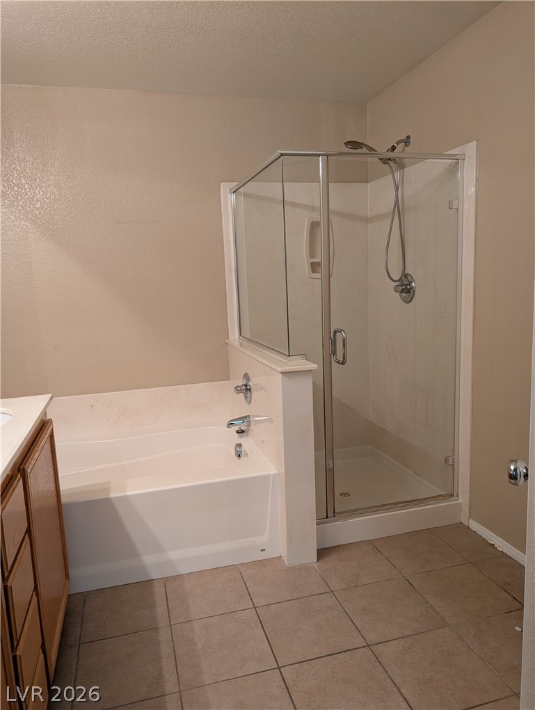 10734 South Old Ironsides Avenue Property Photo 8