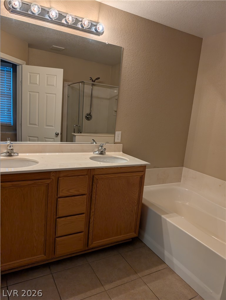 10734 South Old Ironsides Avenue Property Photo 10
