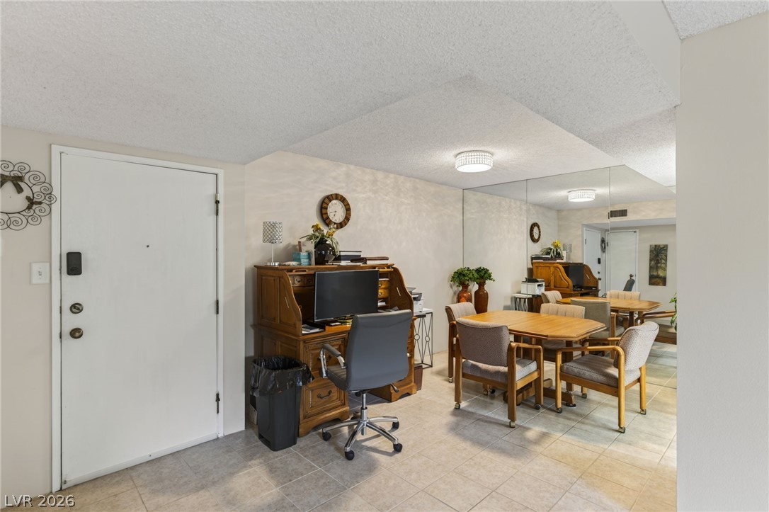 750 Royal Crest Circle 354 Property Photo 6