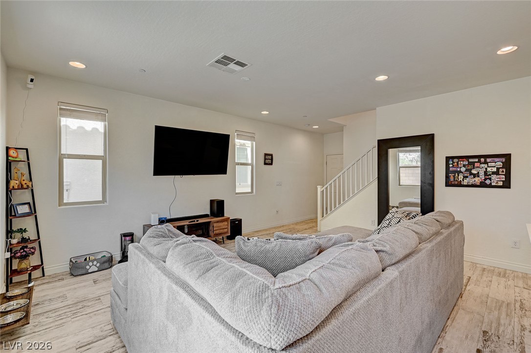 6363 Amelia Ridge Avenue Property Photo 4