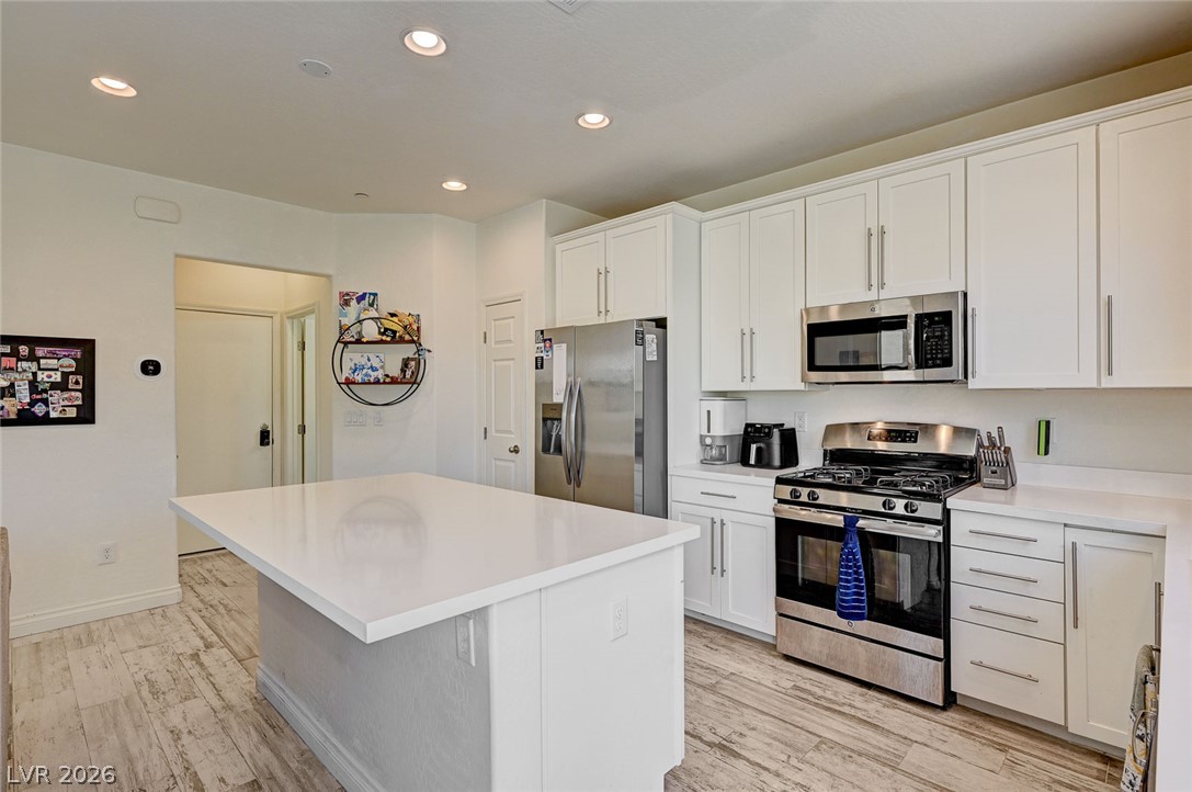 6363 Amelia Ridge Avenue Property Photo 7